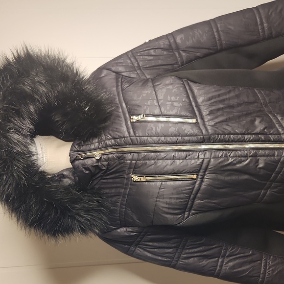 Michael Kors Black Camo Embossed Long Puffer Coat. Parka Faux Fur - Picture 2 of 13